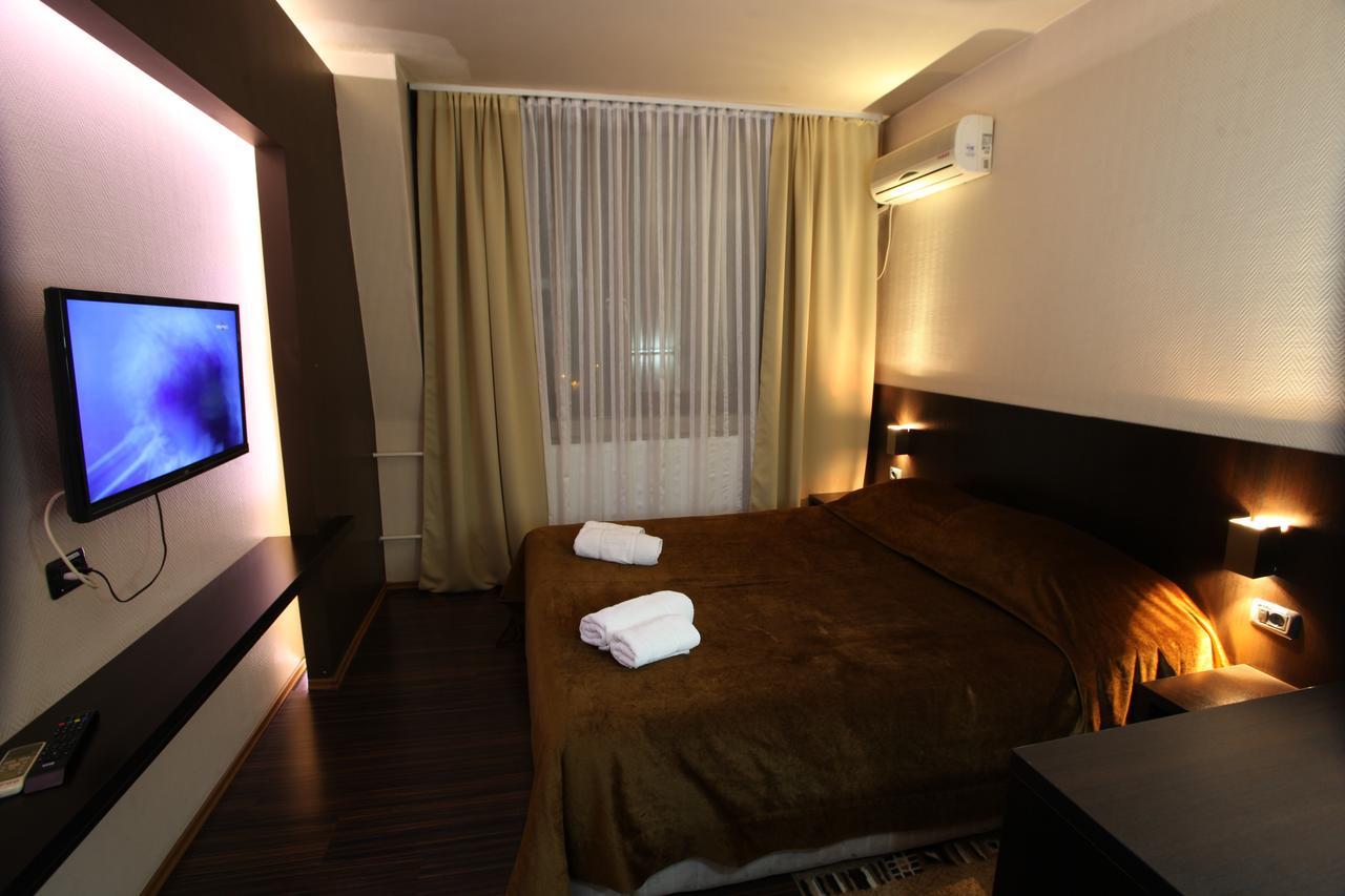 Hotel Petrus Paracin Exterior photo