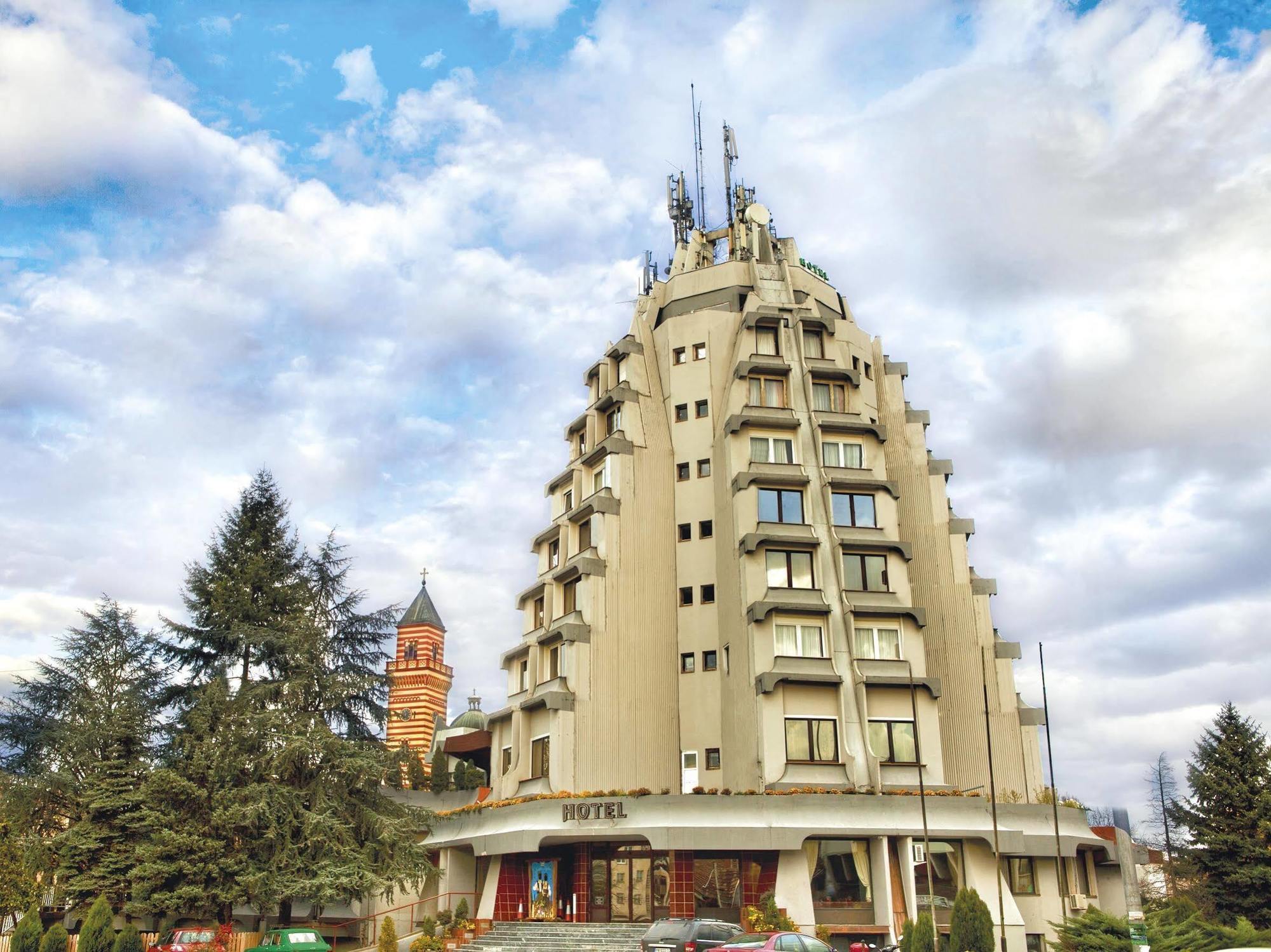 Hotel Petrus Paracin Exterior photo